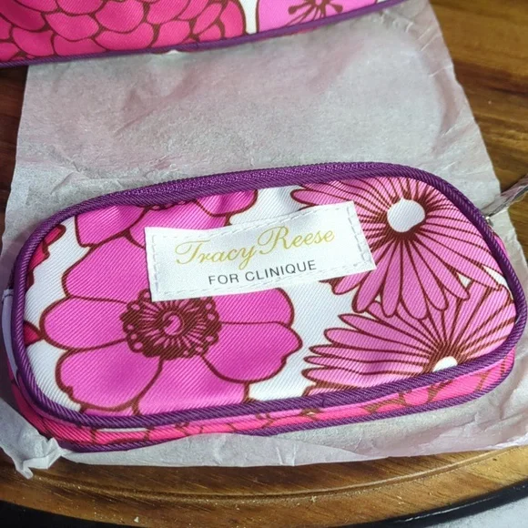new‎ Clinique Makeup bags set - Picture 2 of 3